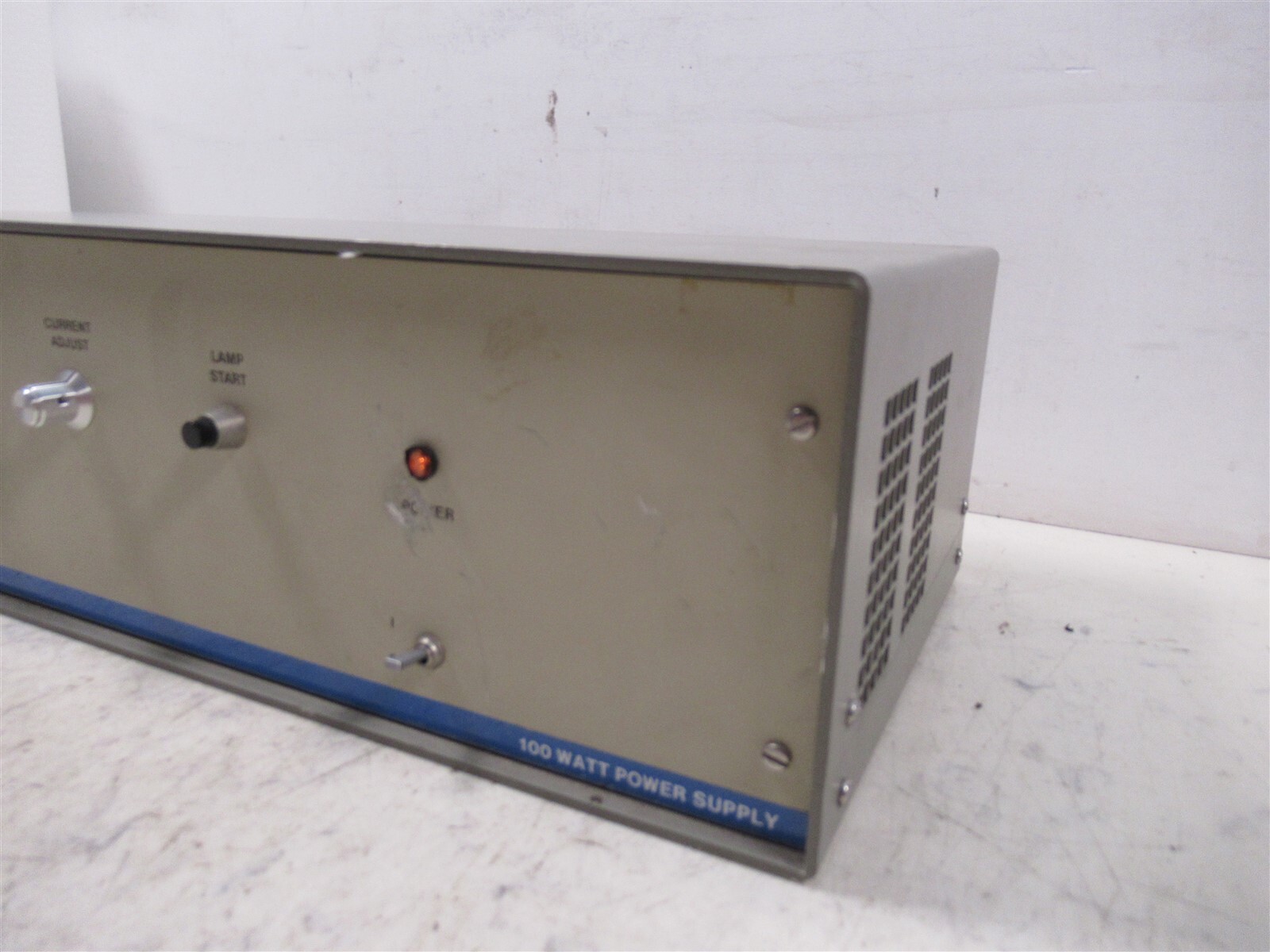 ORIEL 68750 100 Watt Power Supply Laboratory Unit Adjustable Lab Device