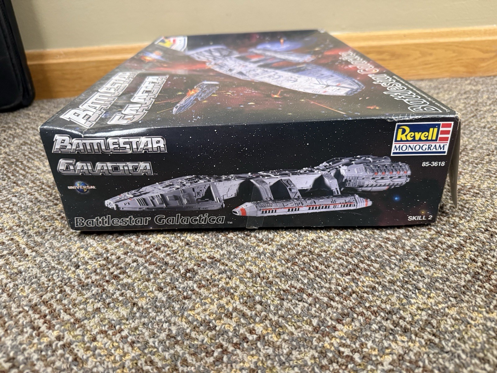 Battlestar Galactica Revell 04816 Model Kit Monogram Complete