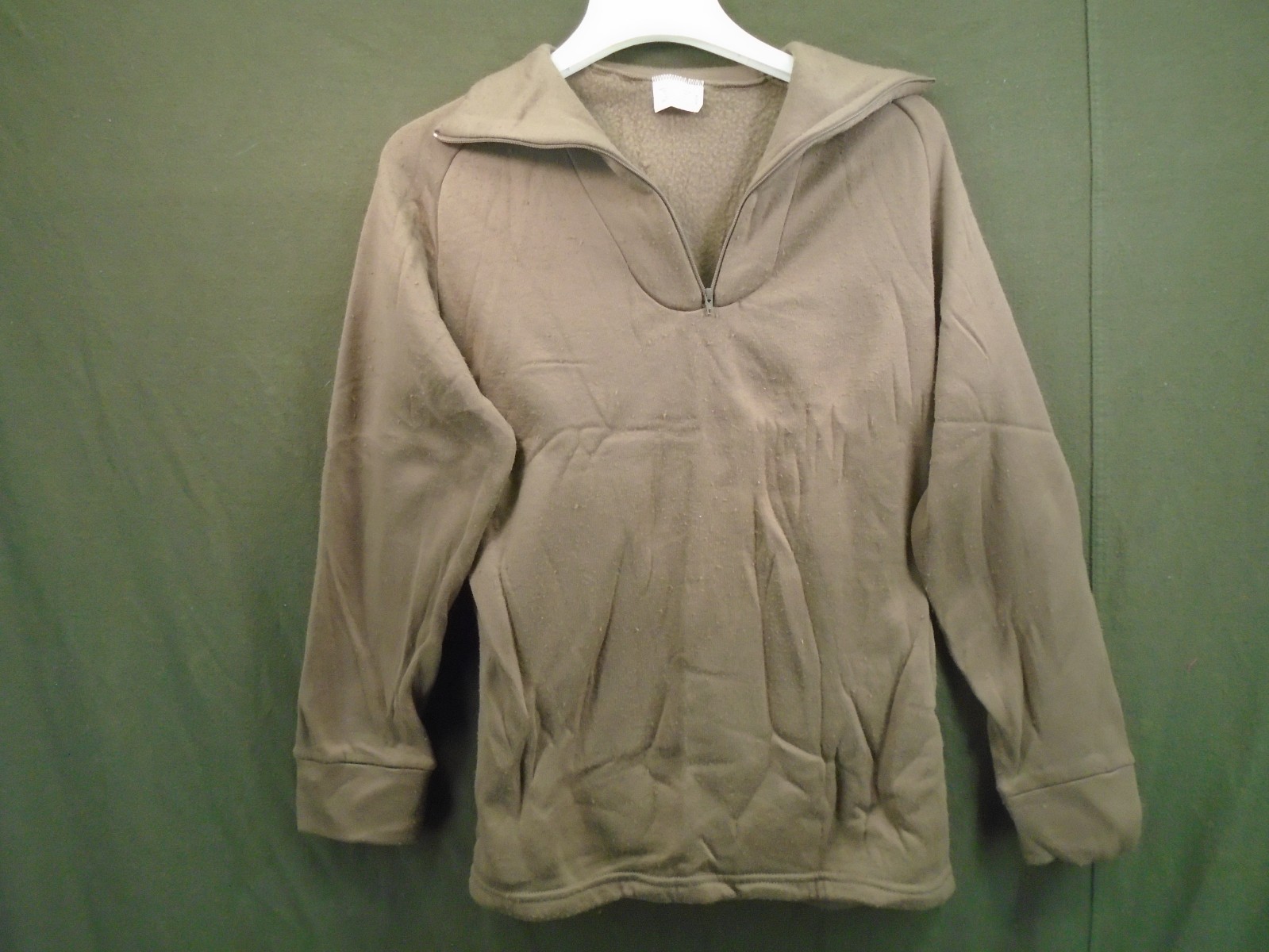 US Military Army Polypropylene Cold Weather Undershirt Shirt Medium 2002 295-E