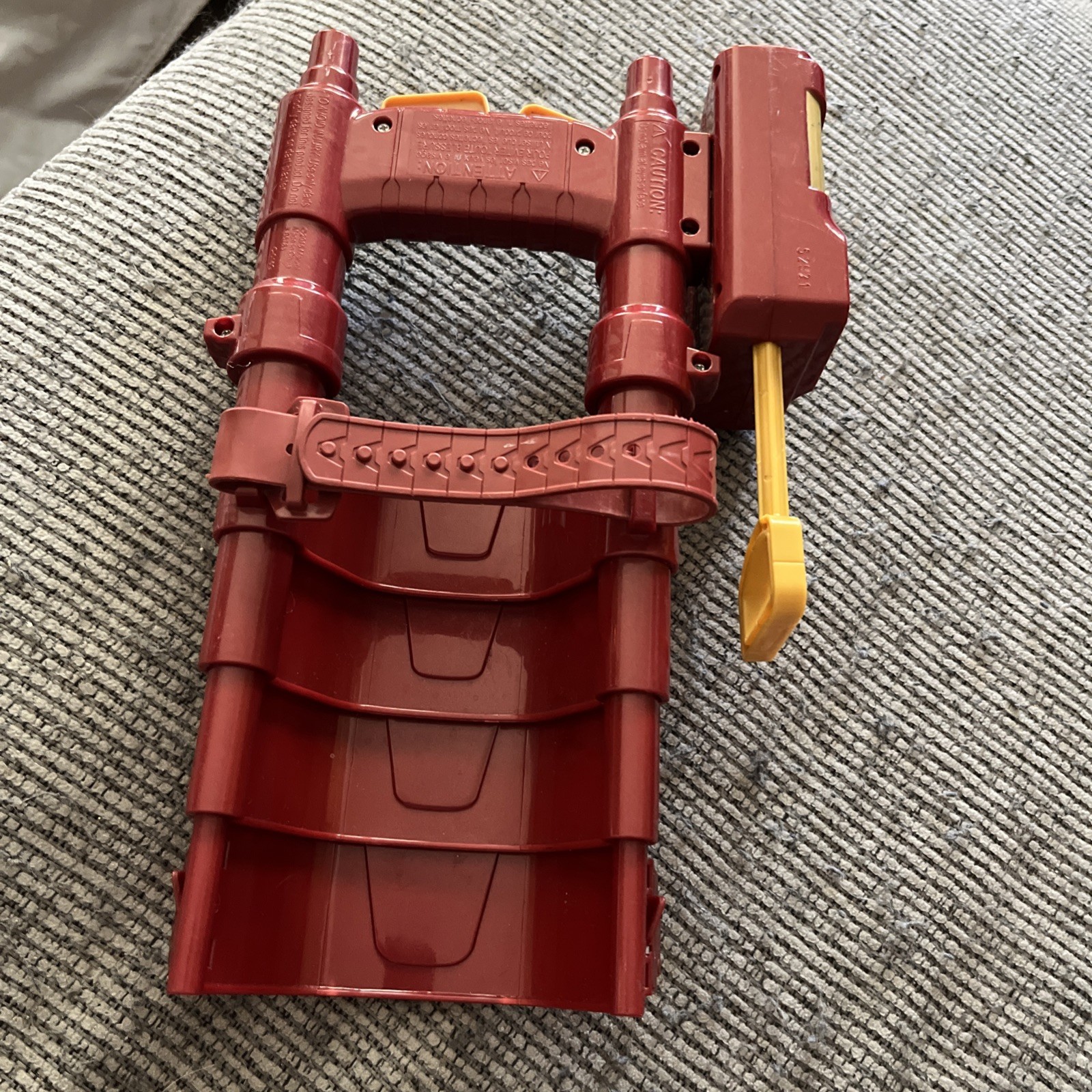 Marvel Iron Man Nerf Slide Blast Armor Dart Blaster 2015 Retractable Sh33