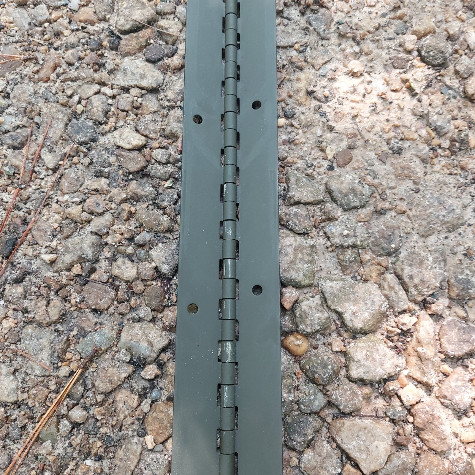 NOS Hinge FMTV? / 12442051