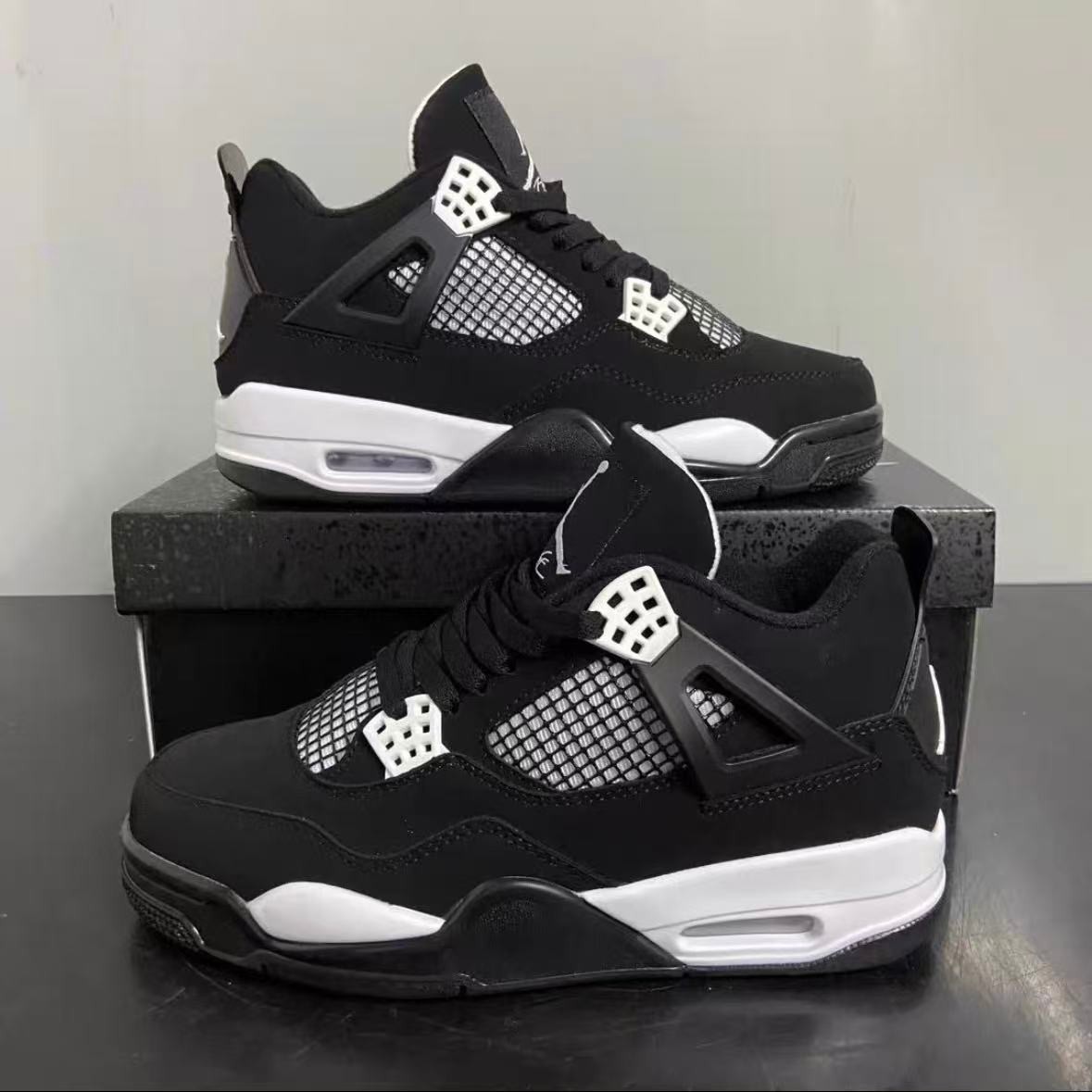 Air Jordan 4 Retro "White Thunder" Men's Basketball Shoes