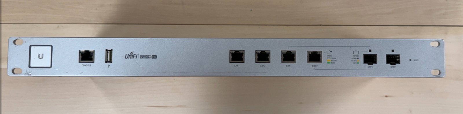 Ubiquiti UniFi USG-Pro-4 Security Gateway Enterprise Firewall Router 1U Rack