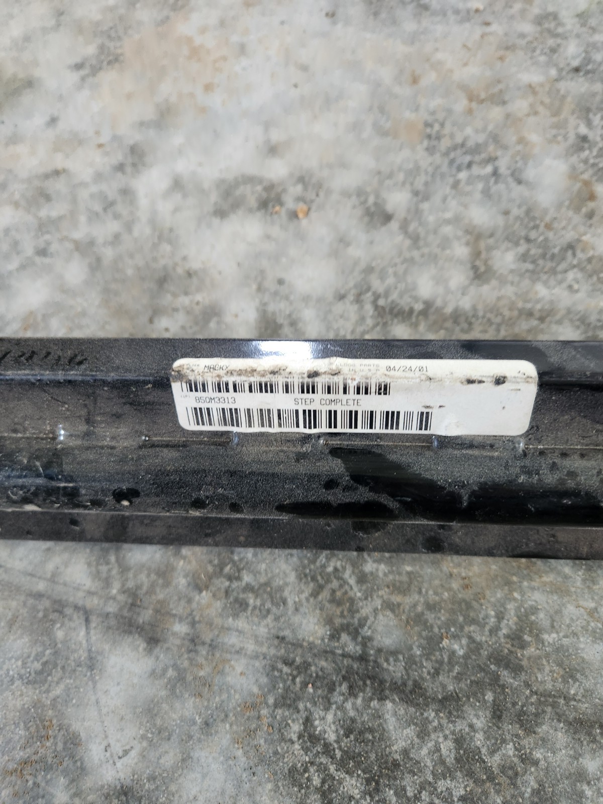 Mack OEM Step Assembly 85QM3313 NOS