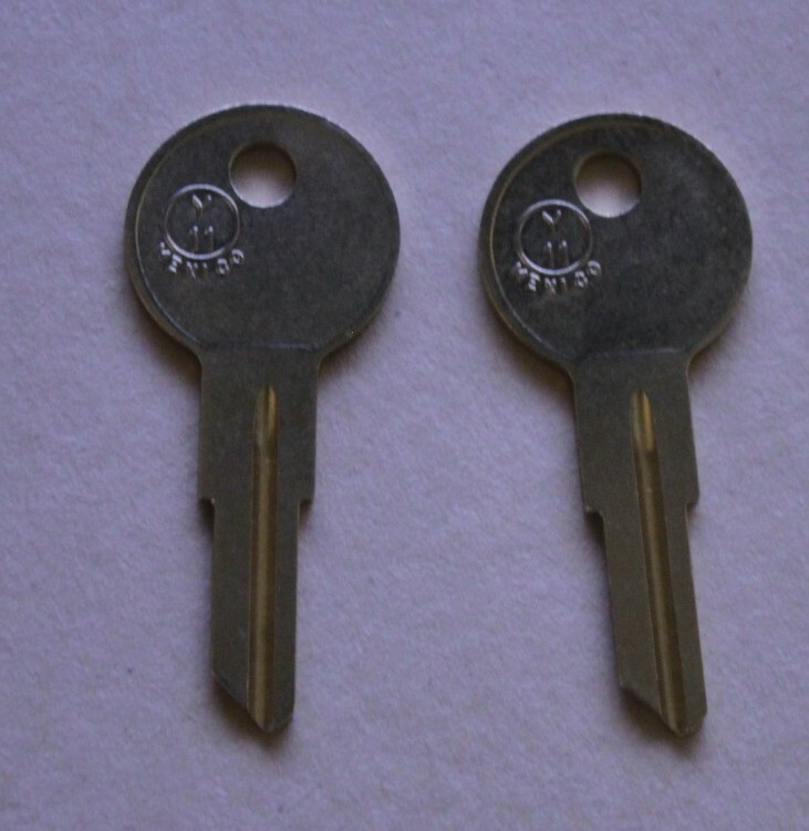 B02 2-Husky Tool Box Keys Home Depot Tool Box CUT TO KEY CODE B02*Free shipping*