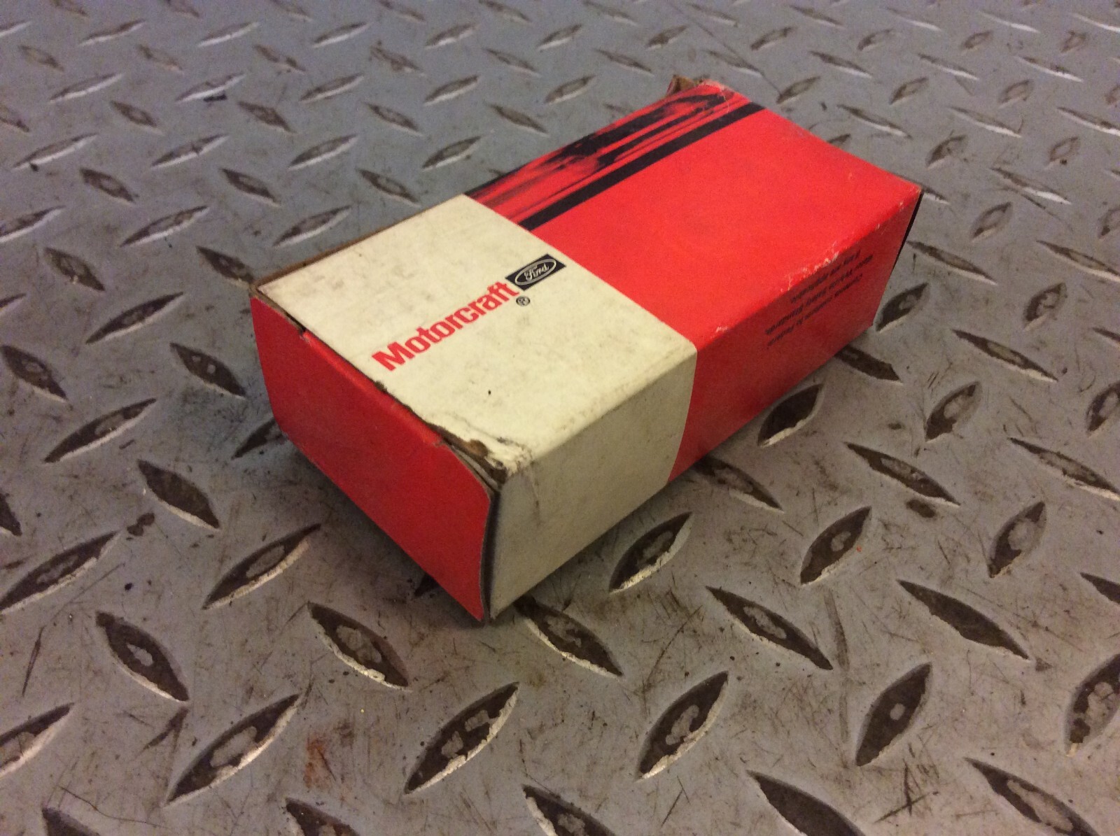 Motorcraft Distributor Rotor DRE-385 E92Z-12200-B