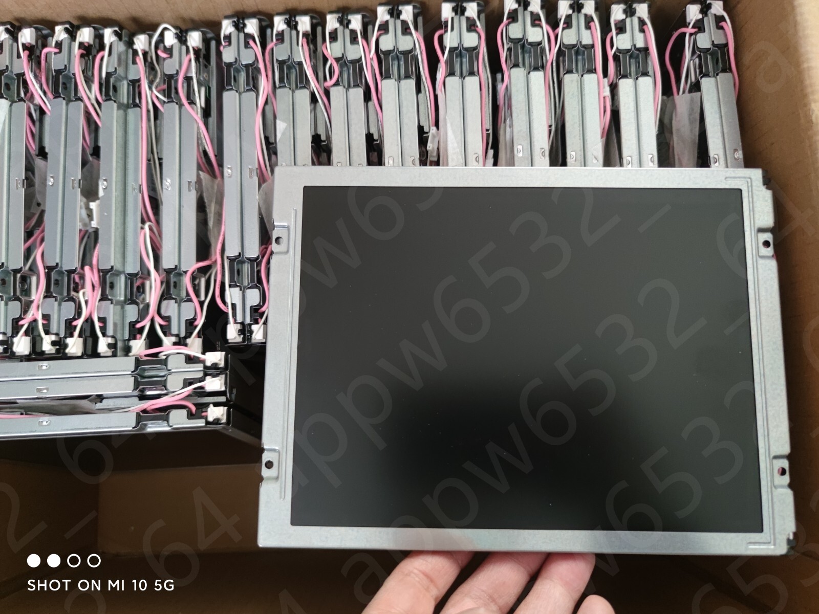AA084XC01  8.4-inch LCD screen panel, fast shipping, three-month warranty.