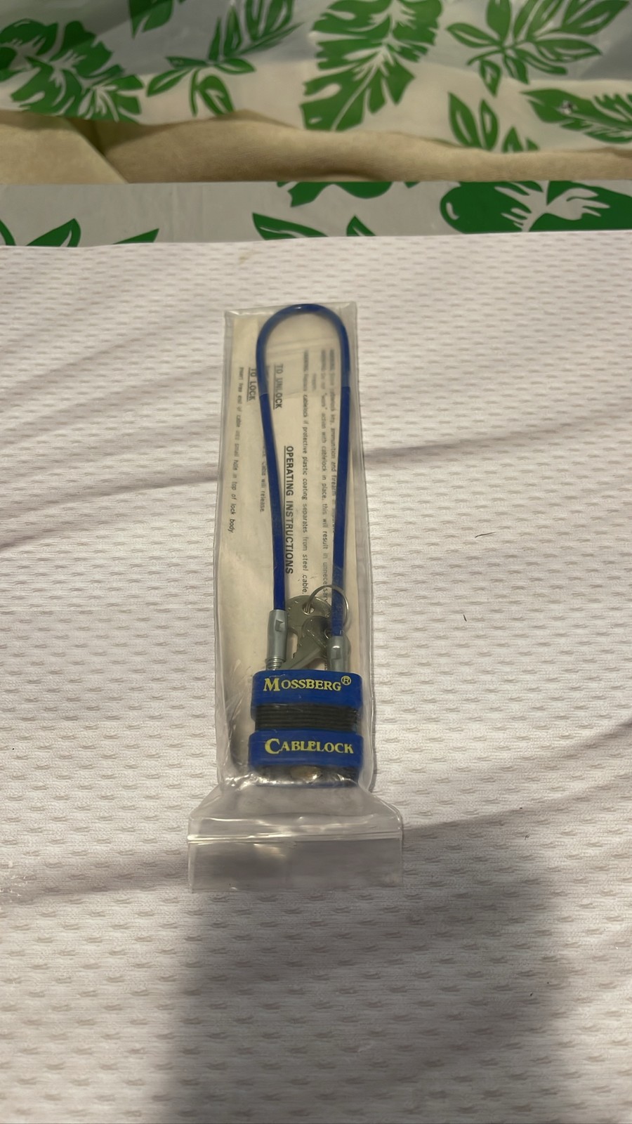 Mossberg Blue Cable Lock Rifle Firearm Safety w/ 2 Keys