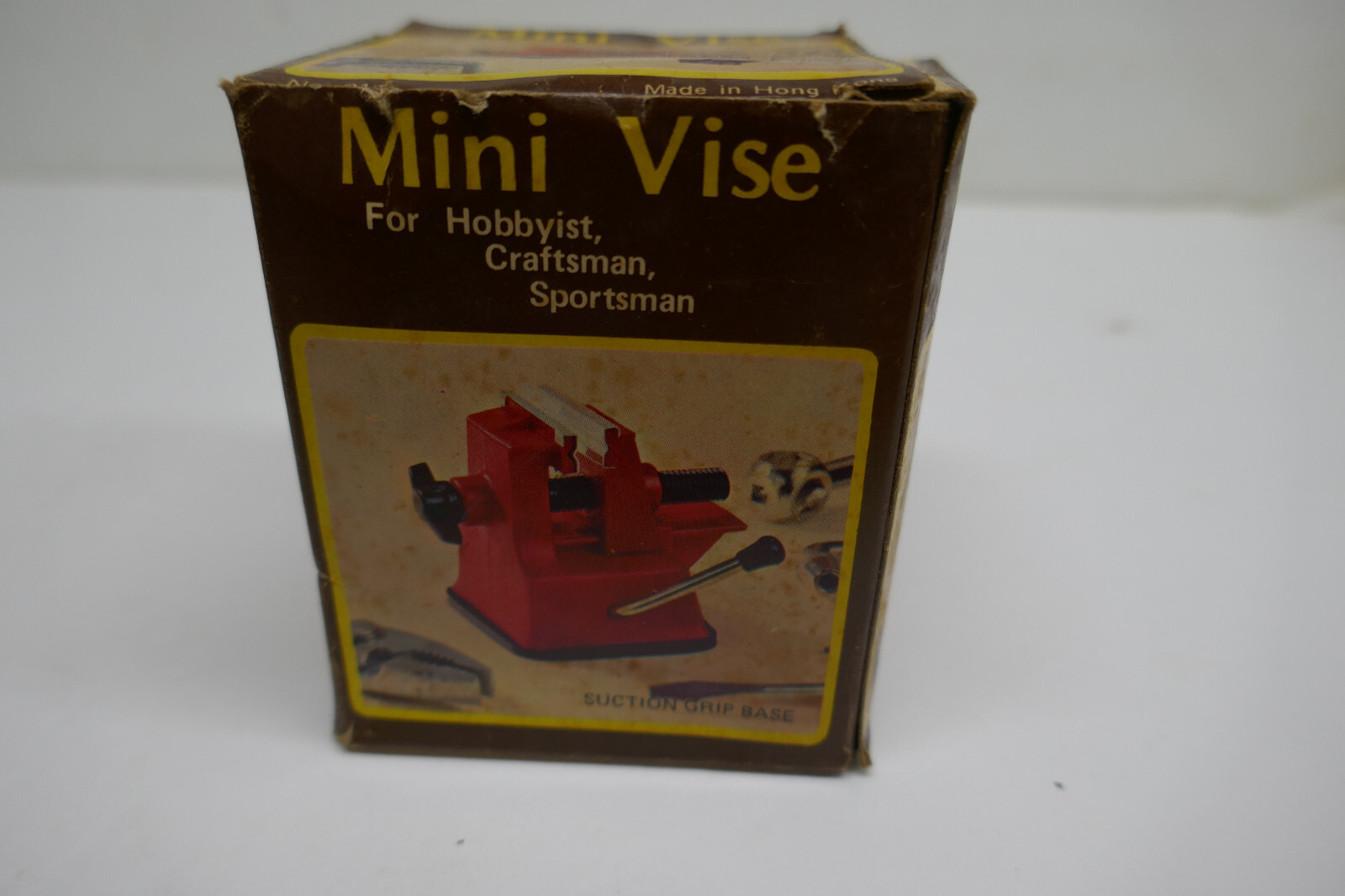 Mini Bench Vise With Suction Base, Red, Freestanding Unused in Box
