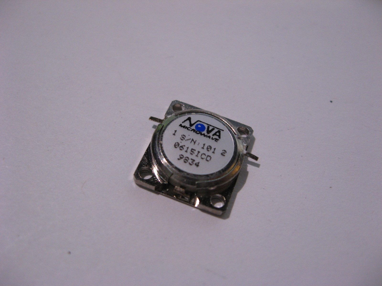 NOVA 0615ICD Microwave Drop-In Isolator 5.800-6.500 GHz - NEW Qty 1