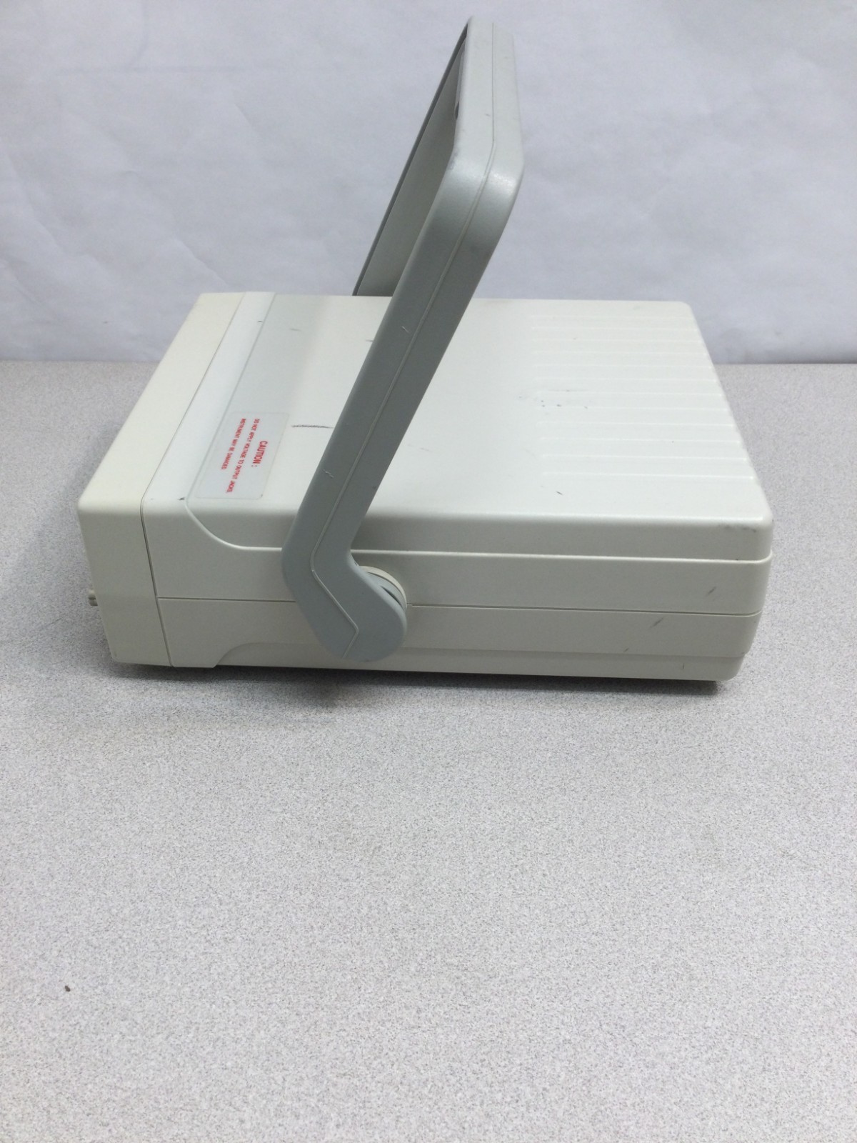**AS-IS**POWER ON, NON-TESTED GW Instek GFG-8216A Function Generator