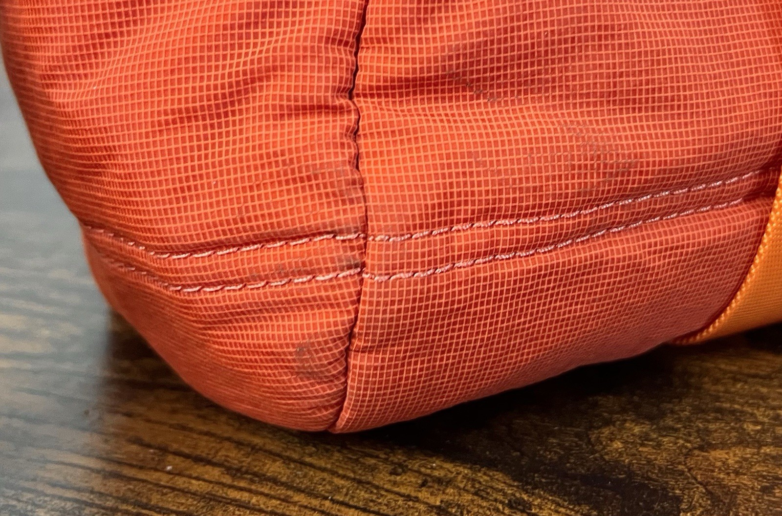 Lululemon Dash All Day Duffel Brick Orange Crossbody Strap Yoga Gym Travel
