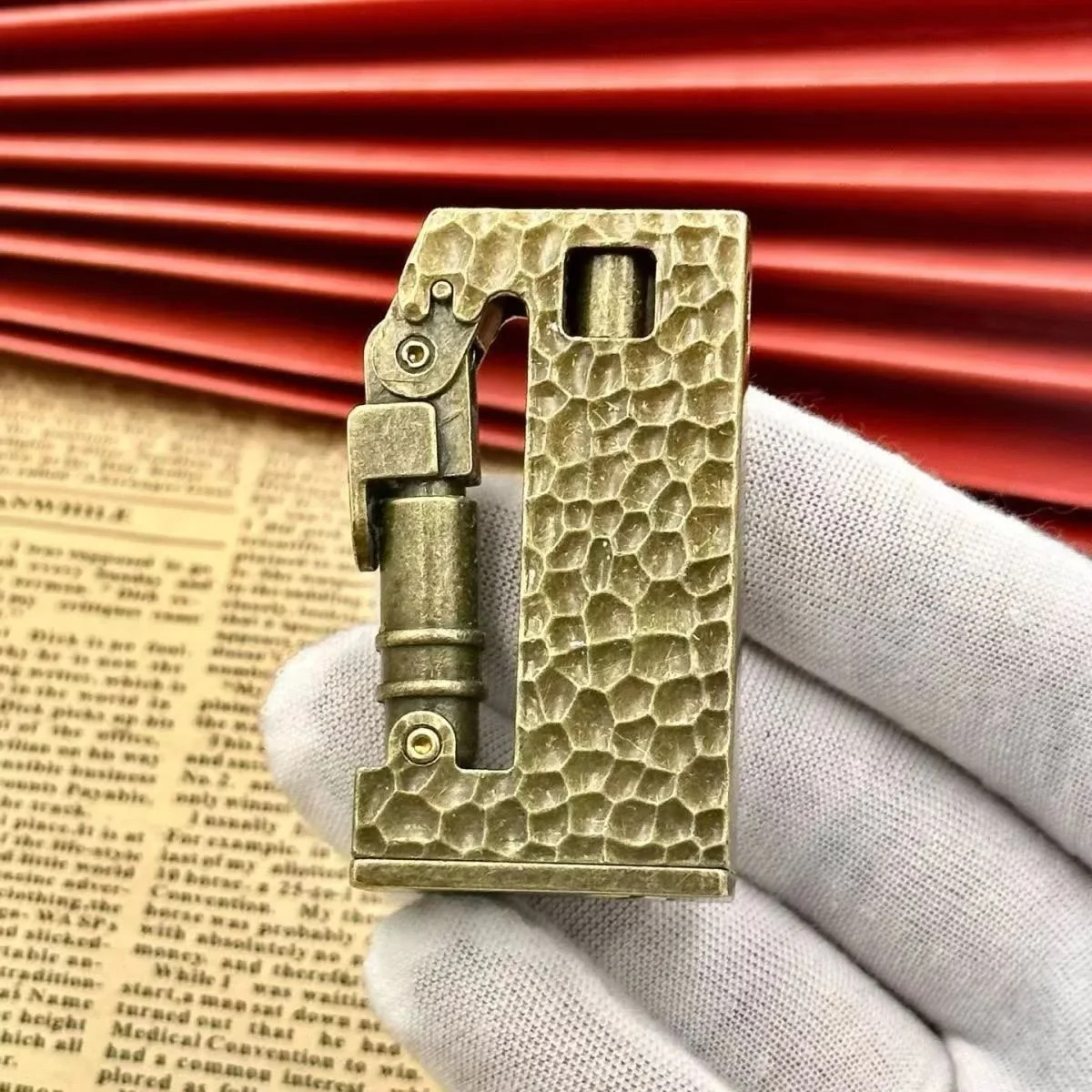New Retro Scimitar Kerosene Windproof Heterosexual Metal Press Ignition Lighter