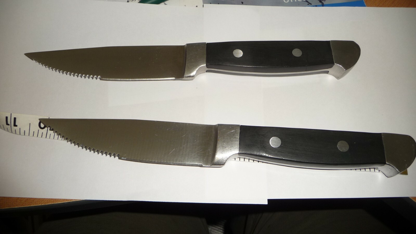 #8/14 vtg LOT 2 ROSCAN BLACK HANDLED  10" L STEAK KNIVES STAINLESS STEEL BLADE