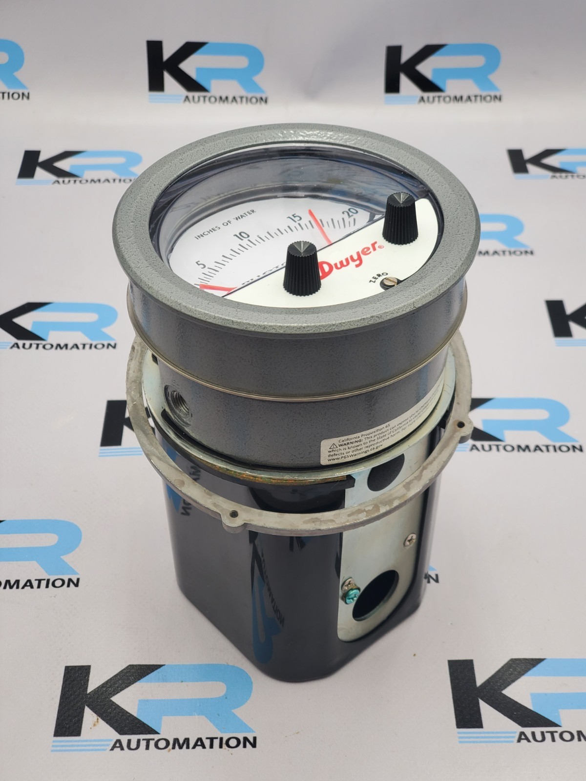 NEW Dwyer 102110-70 Pressure Switch Gauge