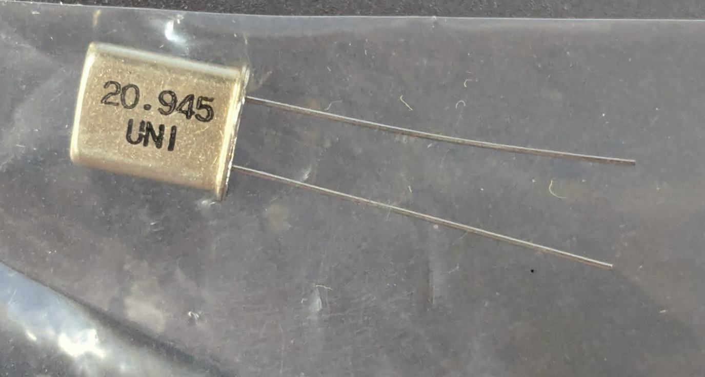 NOS Uniden Radio 20.945 Frequency Crystal - Part# BQXY0113001