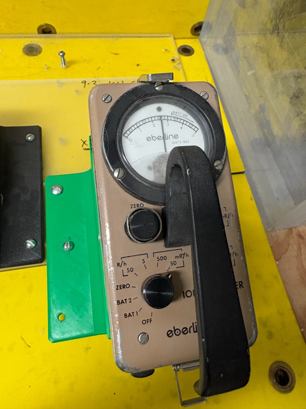 Eberline RO-2A Radiation Survey Meter