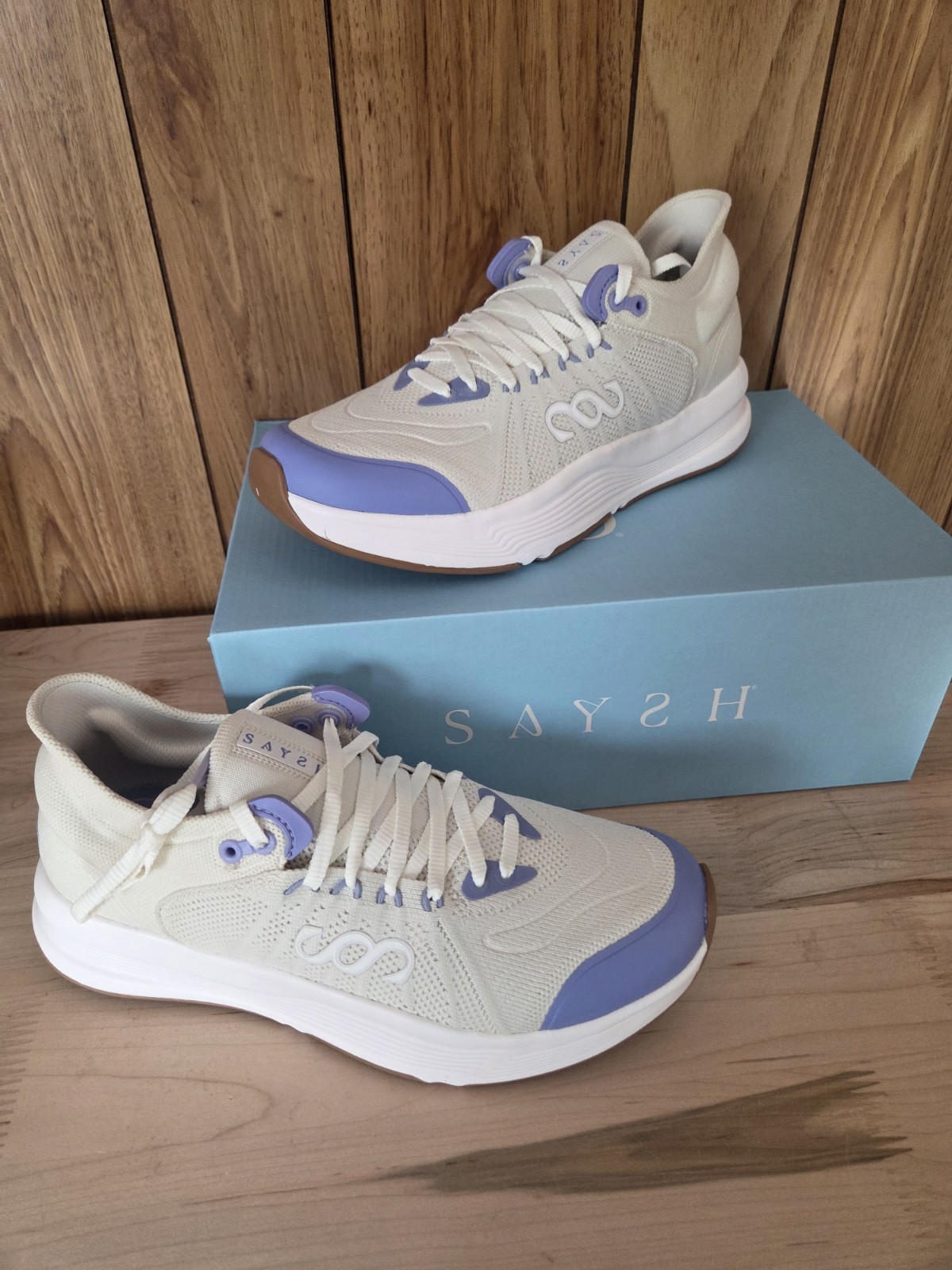 SAYSH Womens The Felix Runner Performance Running Shoe Shades Of White New