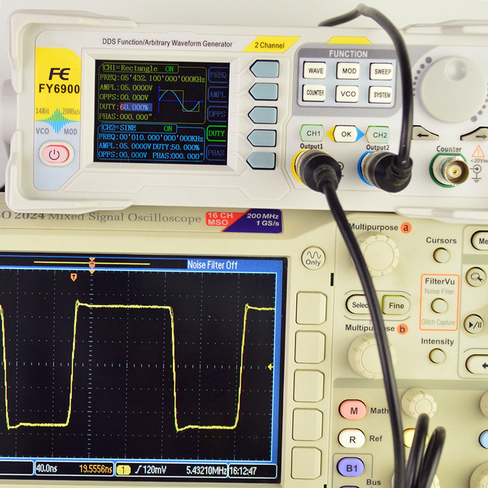 Dual-Channel 60MHz DDS Function Generator 250MSa/s Waveform Pulse Source V1