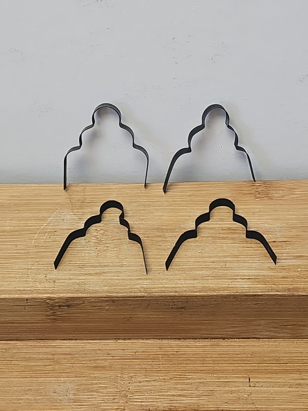 2 Pair of Straps for American Flyer Log Cars