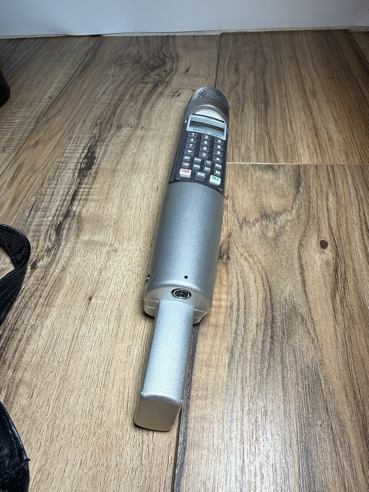 Magic Sing Enter Tech Karaoke Microphone W/ Tagalog 4 Chip Book Mic Case WORKING