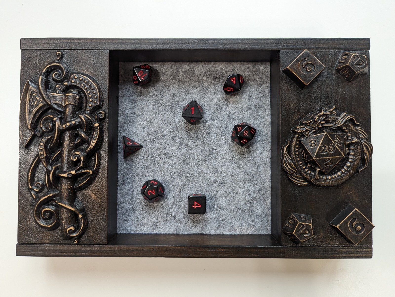 Dice tray Dice holder | Many felt colors | Dice box | Perfect Gift for D&D Fans