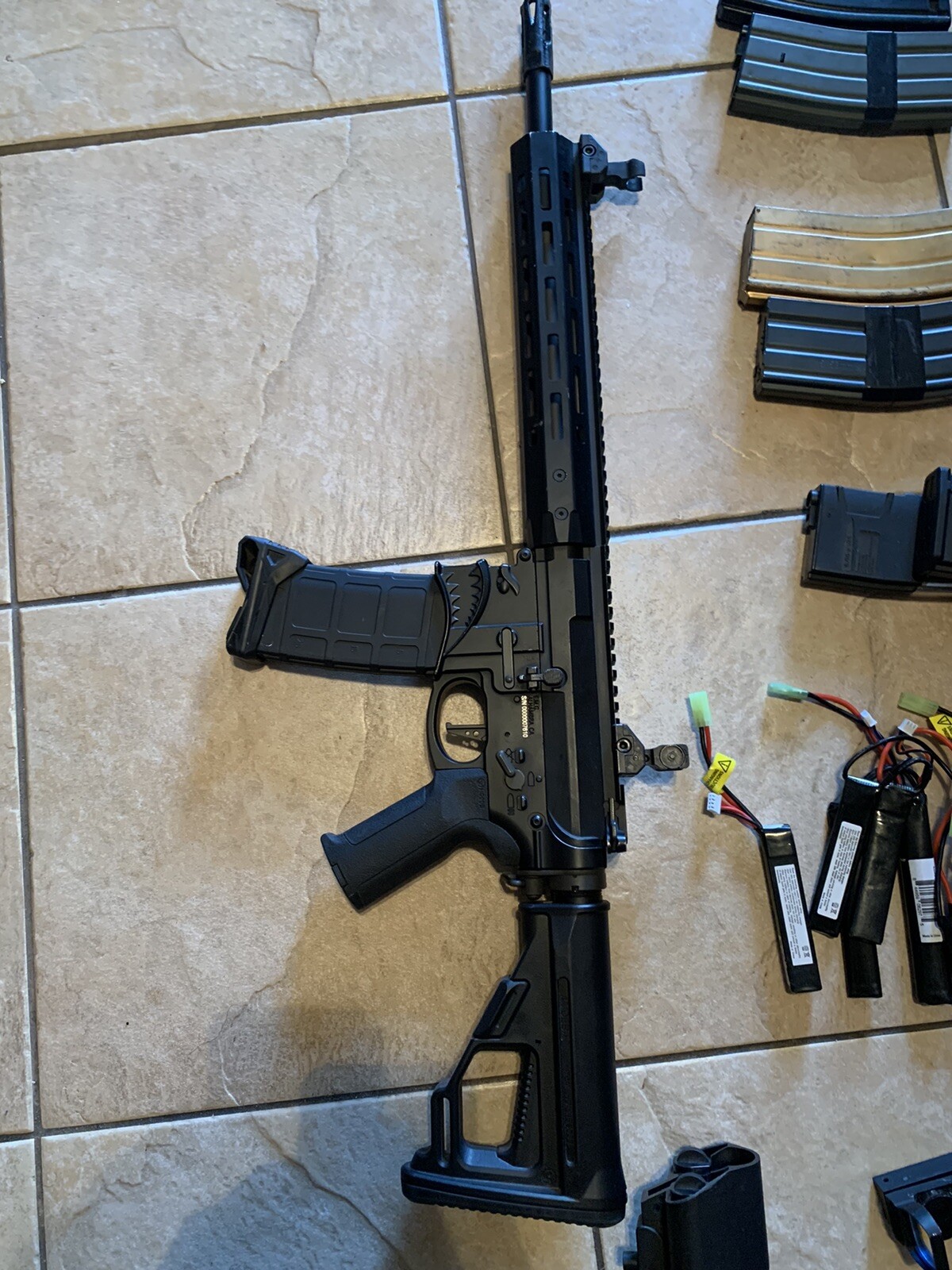 airsoft gun