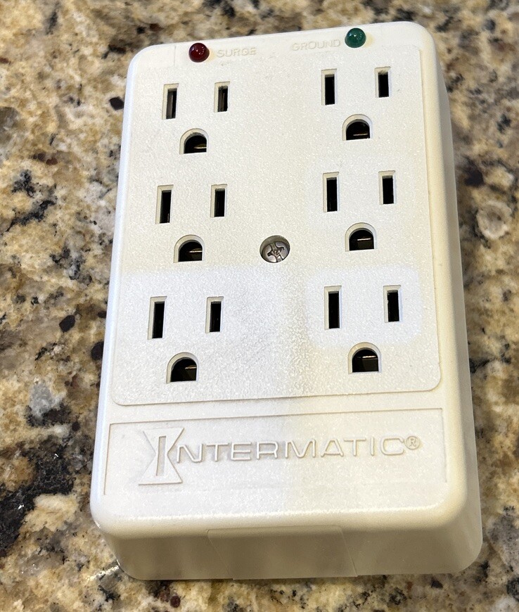 INTERMATIC EG63TIB/PT-10-3M Surge Protector 6 Outlet  Wall Tap