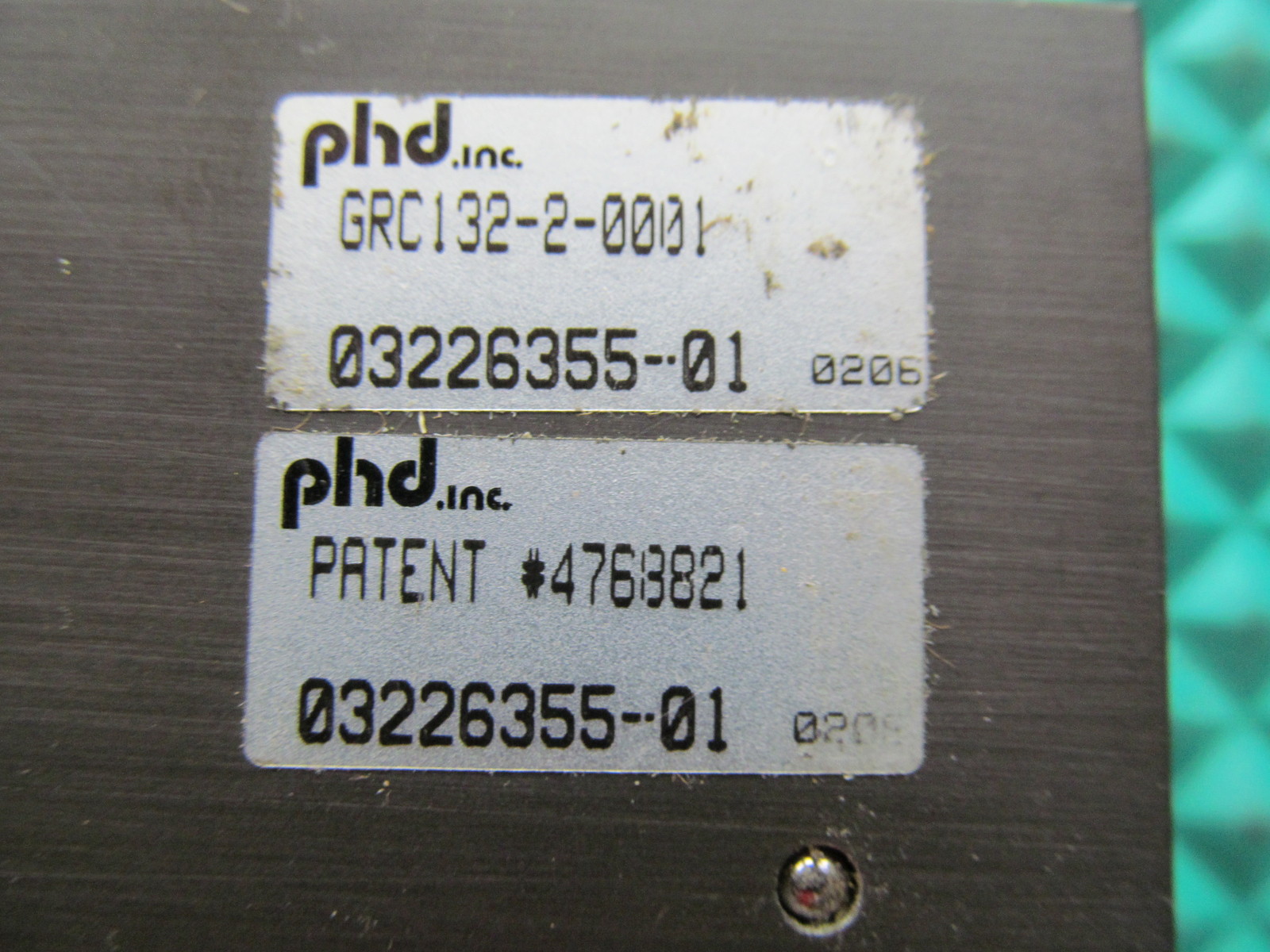 New Old Stock PHD GRC132-2-0001 Pneumatic Parallel Gripper