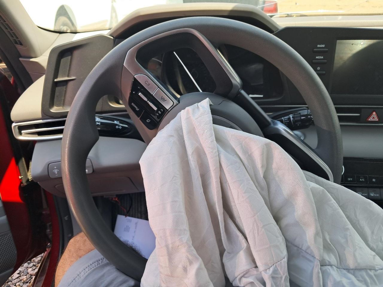 ELANTRA 2022 Glove Box 4794630