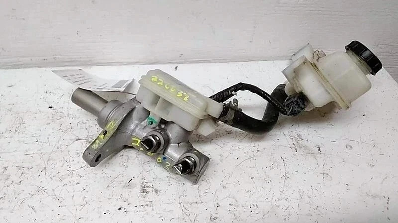 2010-2012 Ford Fusion ABS Brake Master Cylinder AdvanceTrac IVD OEM