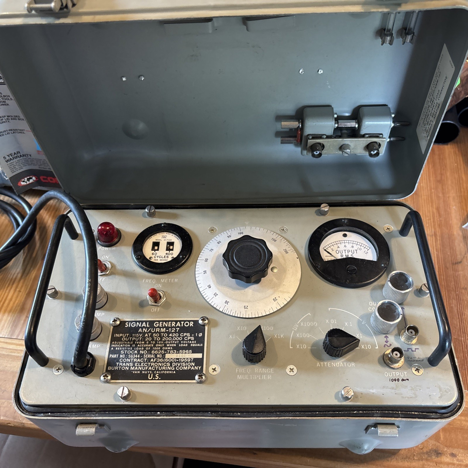 Vintage US Military AN/URM‑127 Frequency Signal Generator – Untested – AS‑IS