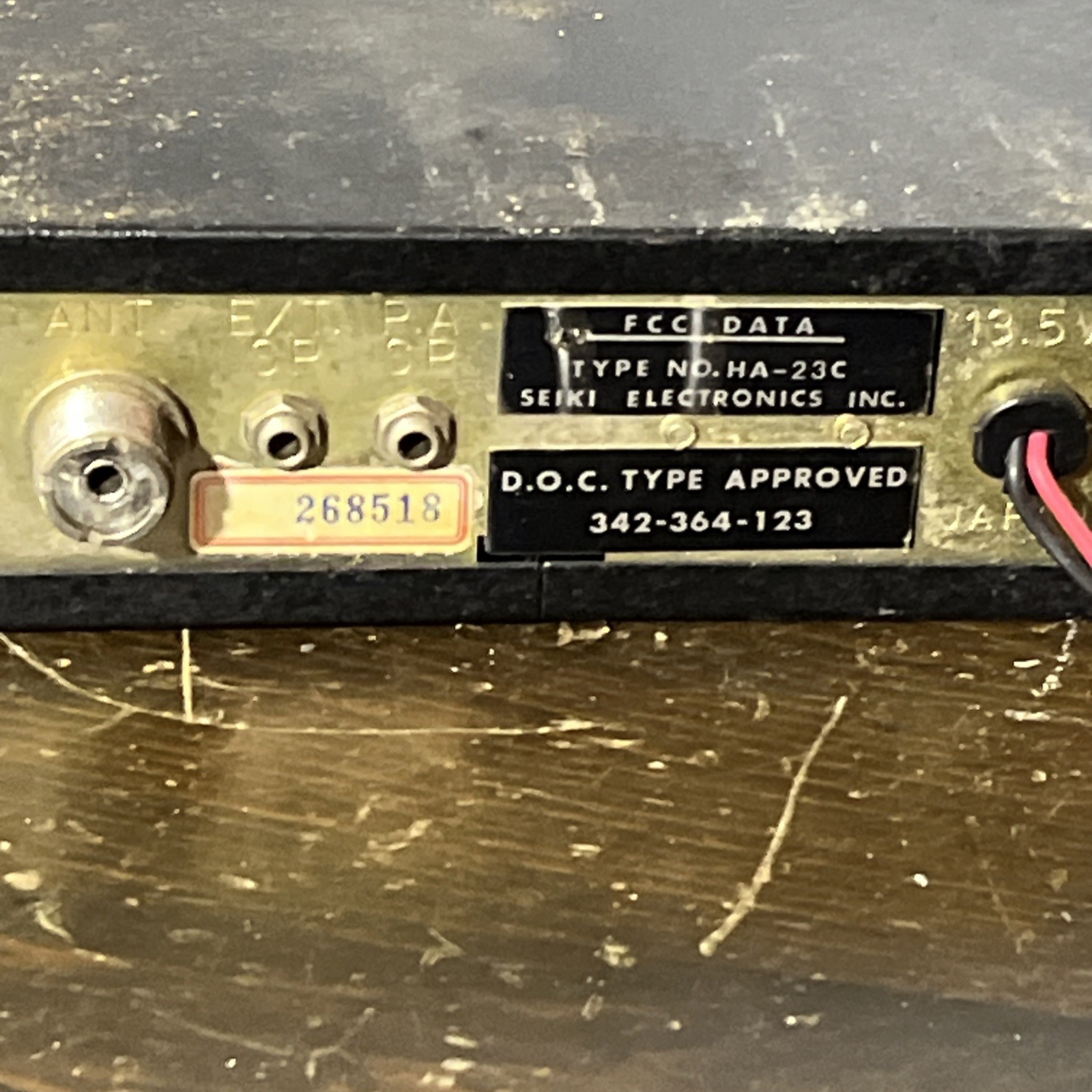 Audiovox MCB-1000 CB Radio Transceiver 23 Channel - Powers On