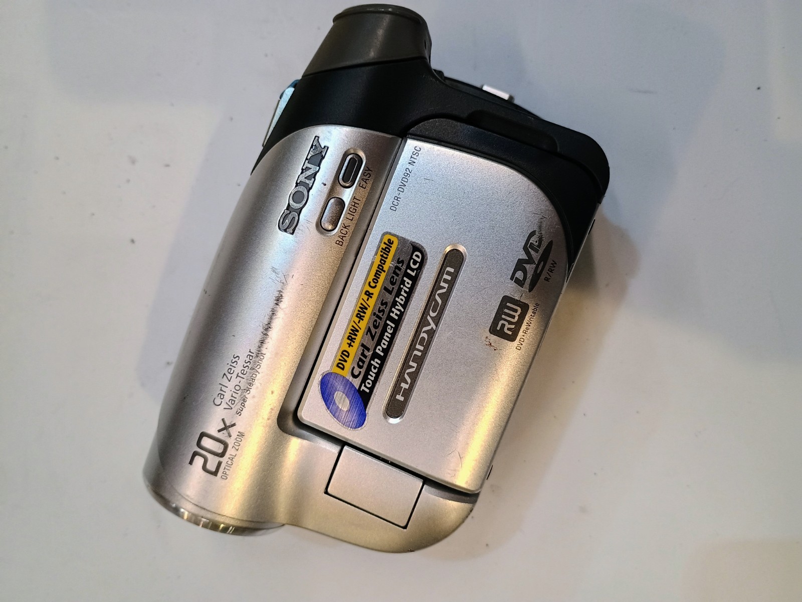 Sony Handycam DCR-DVD103 20x DVD-RW SD Camcorder 2.5in LCD Needs Battery