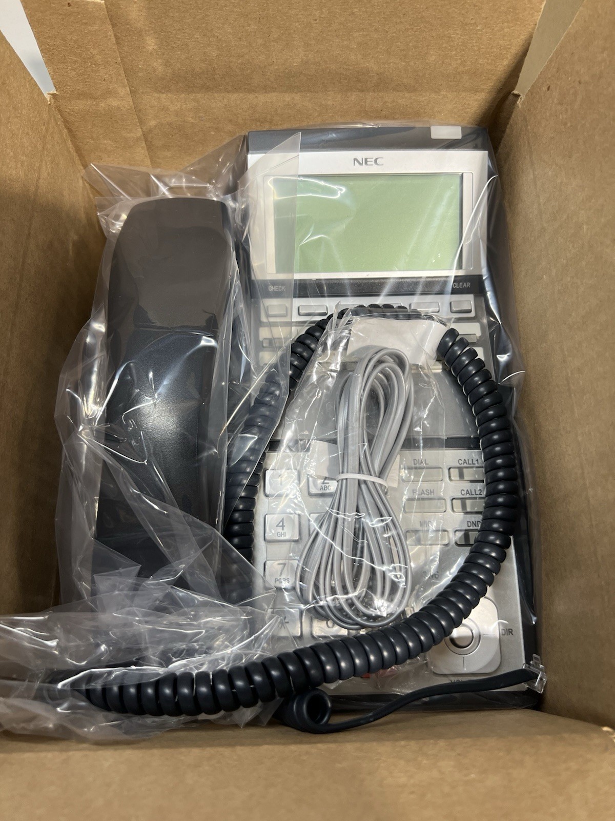 NEC 0910044 UX5000 IP3NA-12TXH 12-Button Digital Phone *Refurbished*