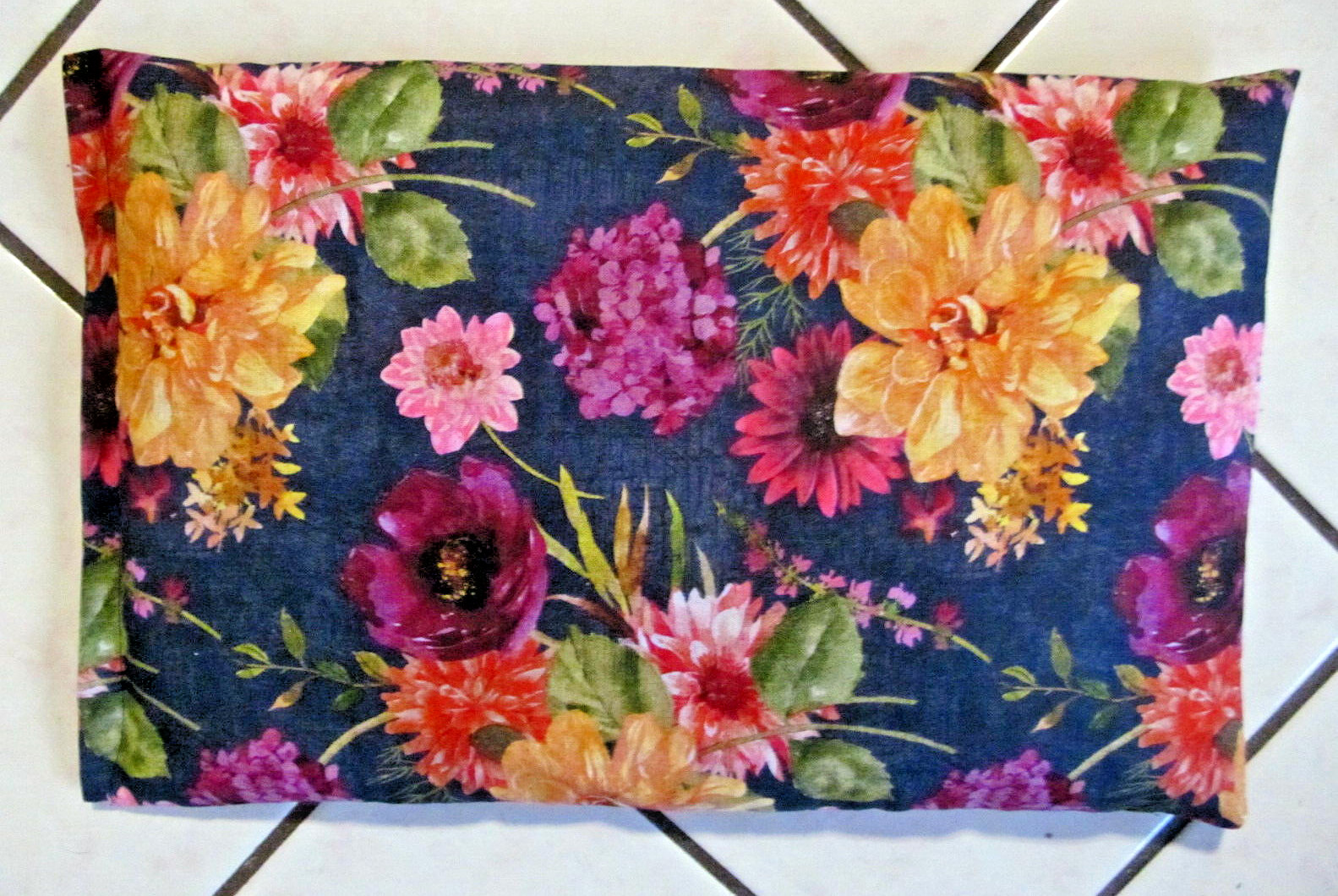 New Microwavable Therapeutic Natural Corn Bag / Heating Pad Hot Pack 8.5" x 14"