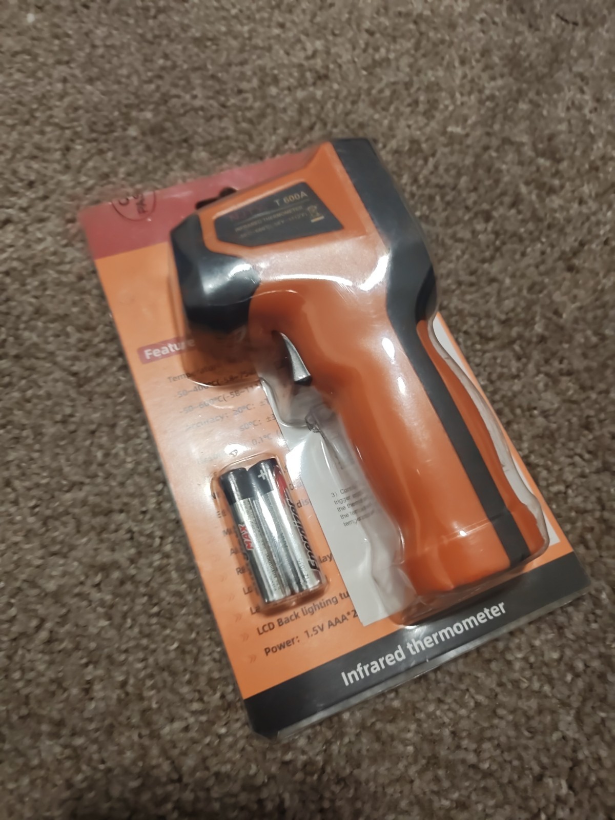 New Digital Infared Thermometer T600 Temperature Gun with LCD Display
