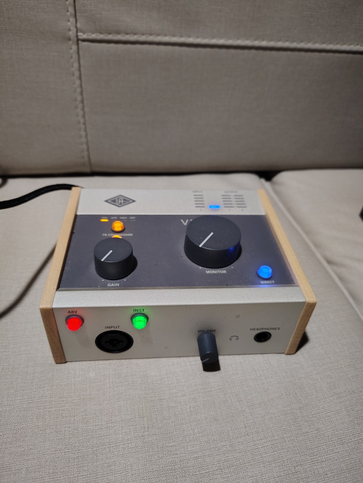Universal Audio Volt 176 USB Audio Interface – Tested – Original Box – USB cable
