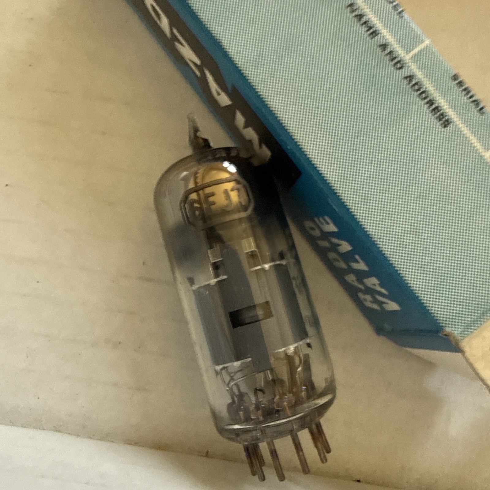 EF184 MAZDA NOS BOXED VALVE TUBE Tu19