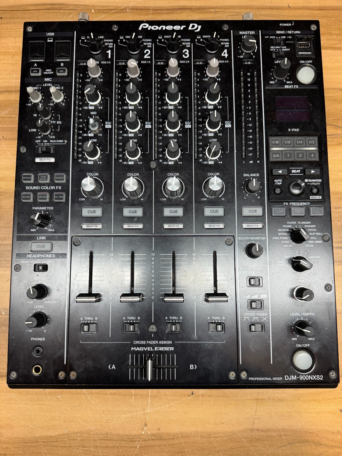 Pioneer Professional DJM-900NXS2 Nexus 4 Channel DJ Mixer
