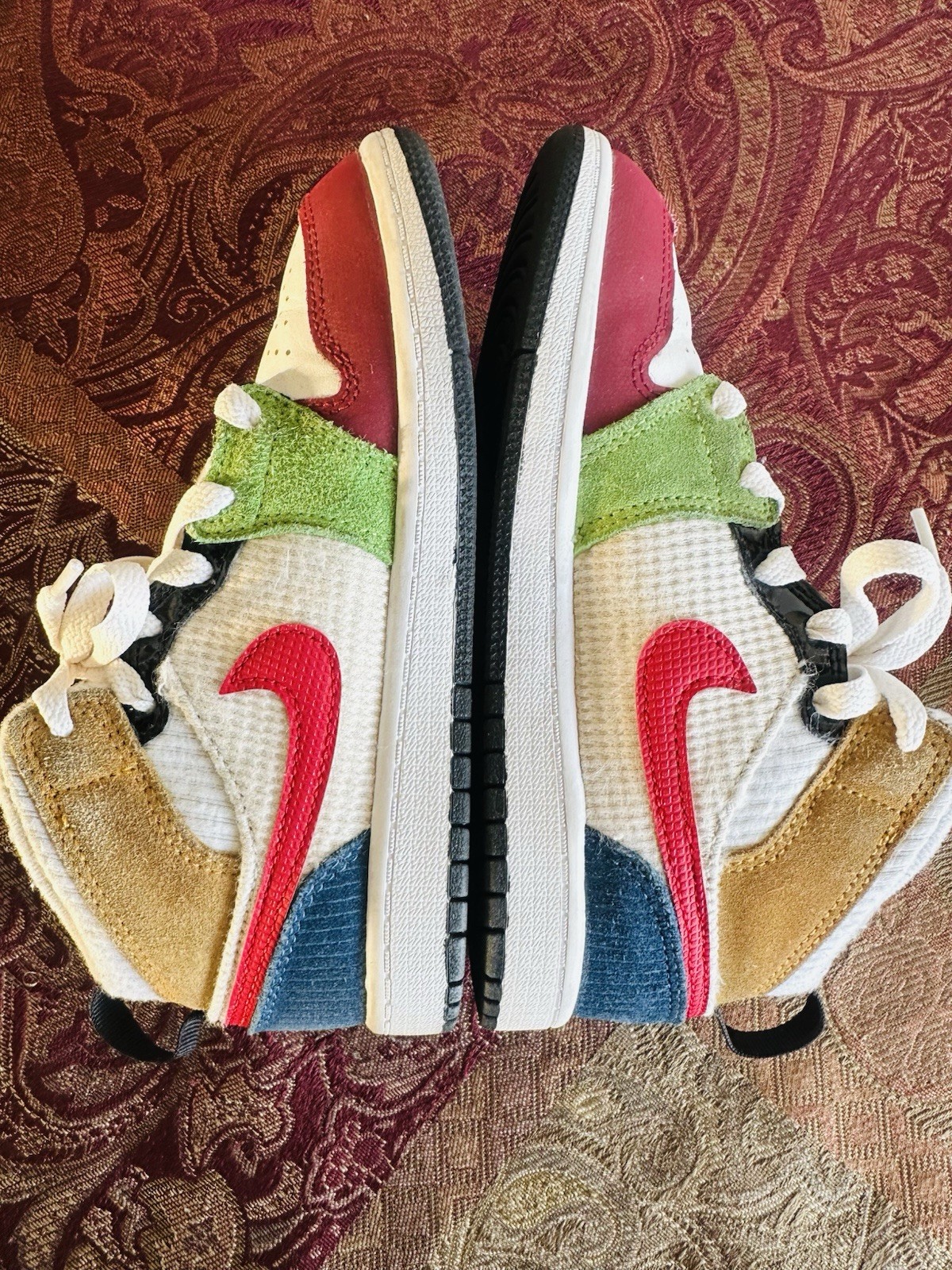 Kids Air Jordan 1 Mid 1Y