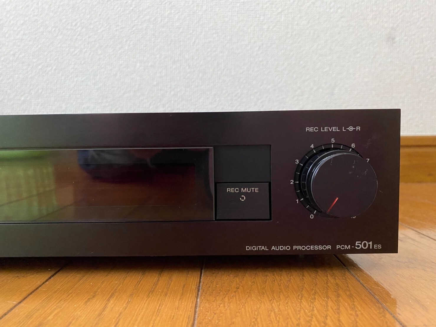 Sony PCM-501ES Pro Pulse Code Modulation Digital Audio Processor Free Shipping