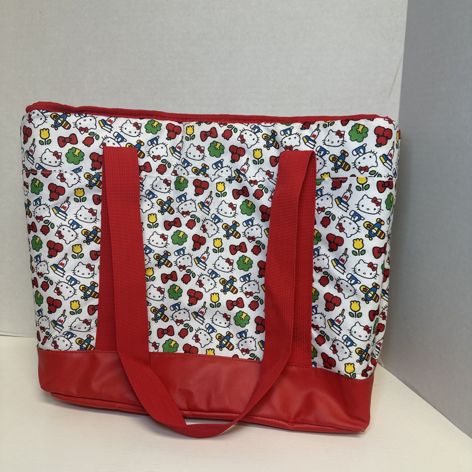 Hello Kitty x Igloo Tote Bag Cooler Limited Edition