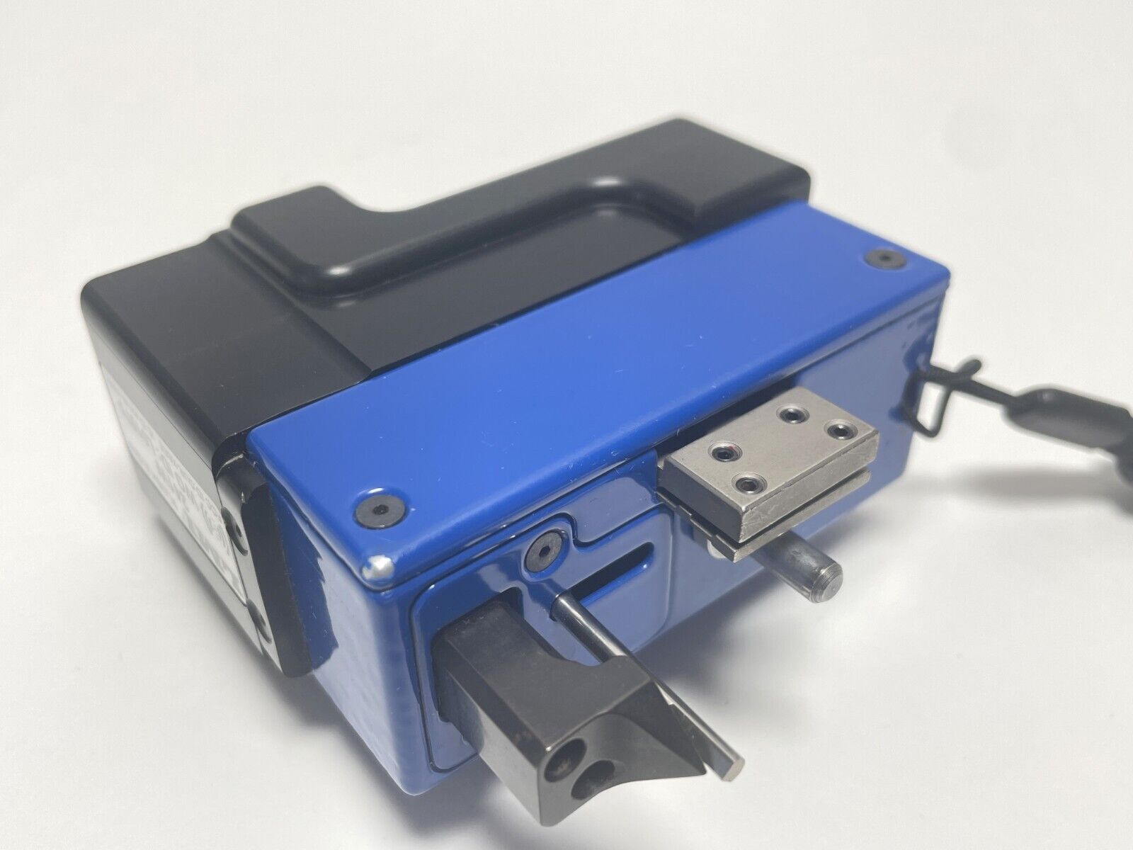 LMI 241W Flush & Gap Transducer w/ 720-D Master Block