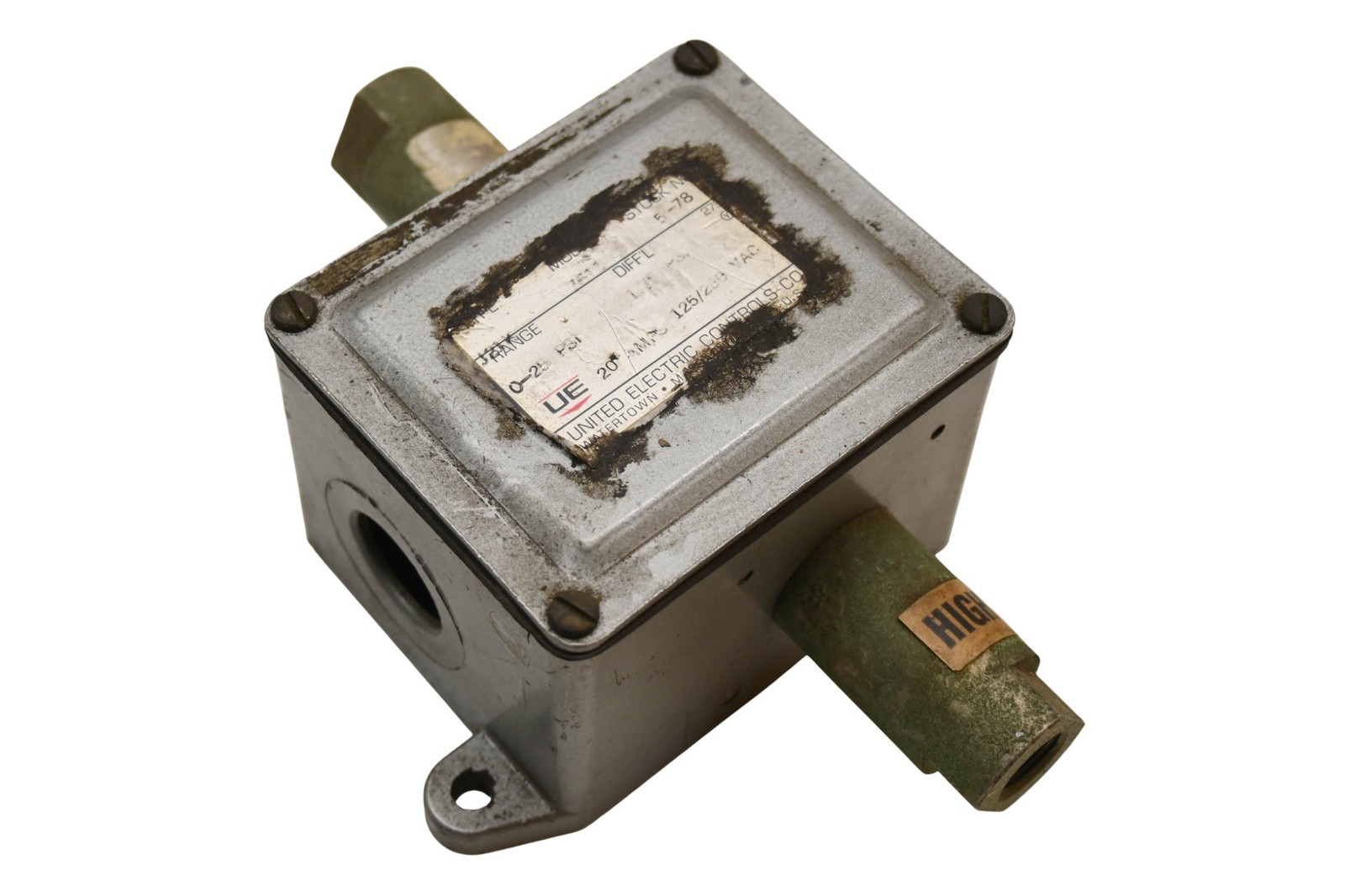 United Electric J21K-7611 20A-125/250V Pressure Switch