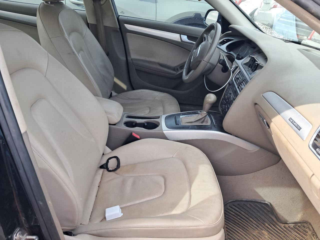 A4 AUDI 2010 Glove Box 5014125