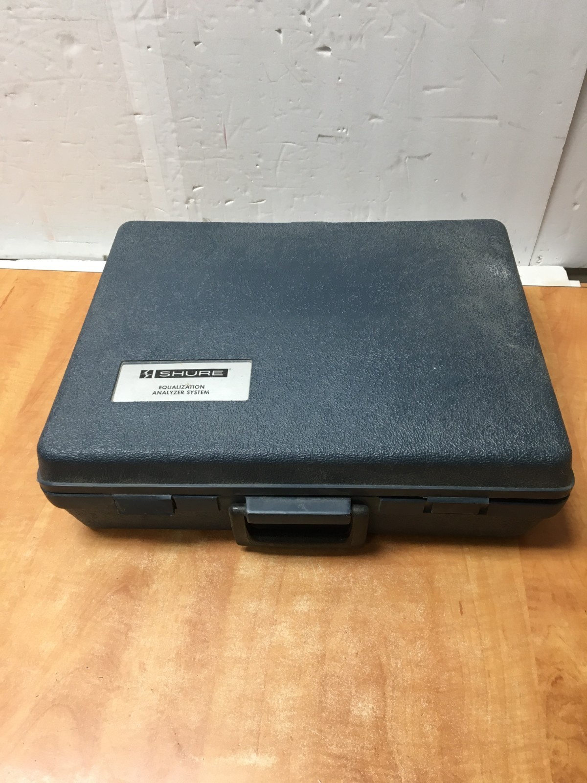 Vintage Shure M615 Equalization Analyzer System Feedback Controller w/Case