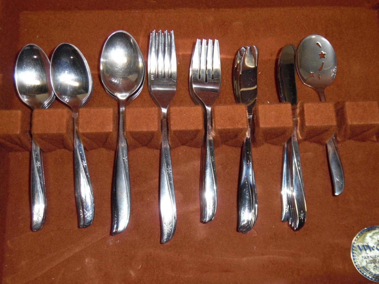 70 Pc Oneida Community Flatware Set - Twin Star