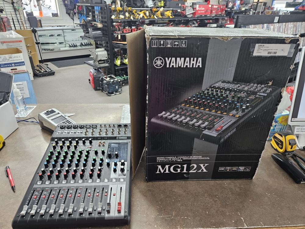 YAMAHA MG12X (27074-5)