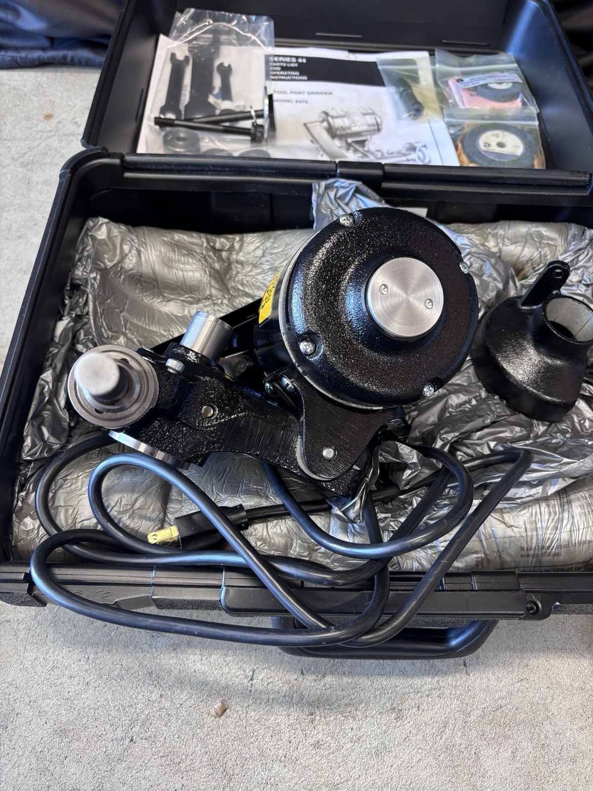 Dumore 44-011 Model 8473-210 Tool Post Grinder